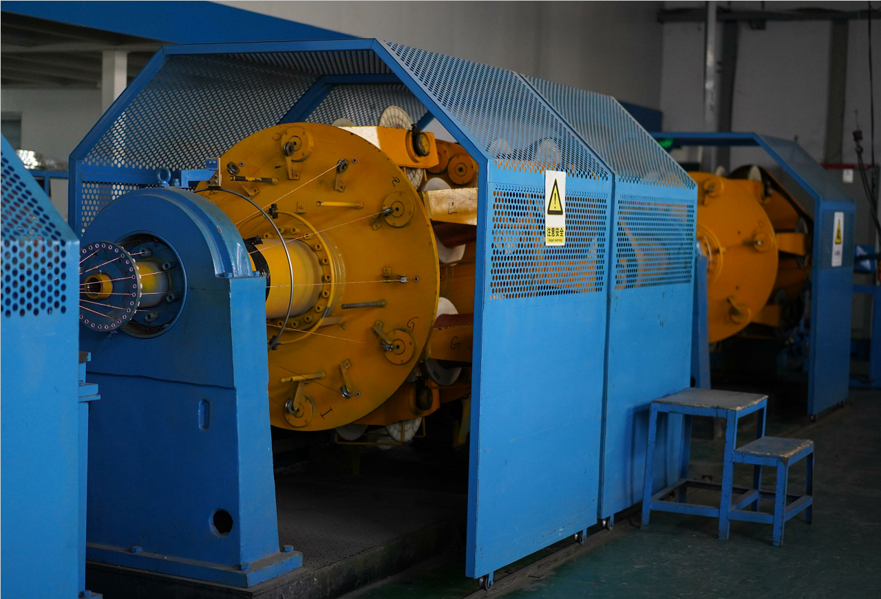 申遠高溫線生產(chǎn)設(shè)備-退扭機